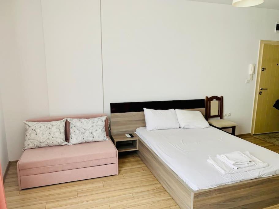 Romantic Rose Apartment София Екстериор снимка